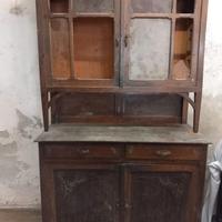 Credenza da restaurare