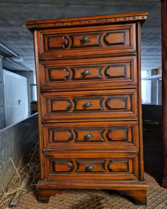 Cassettiera rustica