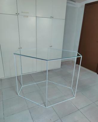 Strutture acciaio e vetro per esposizione