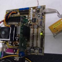 Scheda madre Asus P4B-M + CPU Intel Pentium 4 1,6