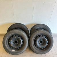 GOMME INVERNALI SU CERCHI 185/65 R15 88T