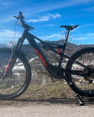 Ebike Macina Kapoho 7971 bi-ammortizzata
