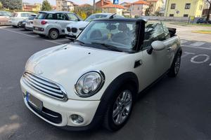 MINI COOPER 2.0D 111CV AUTOMATICA