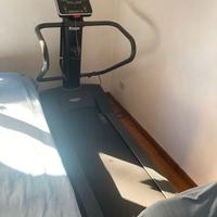 tapis roulant Technogym