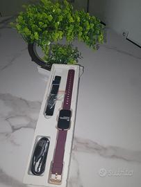 Smartwatch fitness tracker 