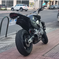 Honda Hornet 900 Special