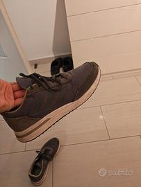 Scarpe Adidas grigie, taglia 43.5 EU