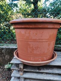 vaso in  plastica da 50 cm