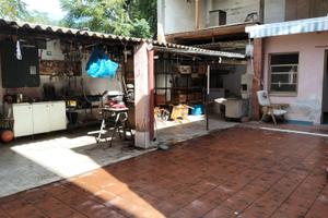 INDIPENDENTE CON CORTILE PRIVATO
