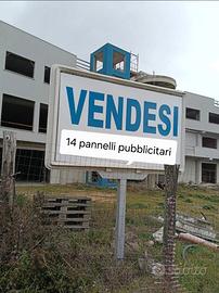14 pannelli pubblicitari in vetroresina 260×160 cm