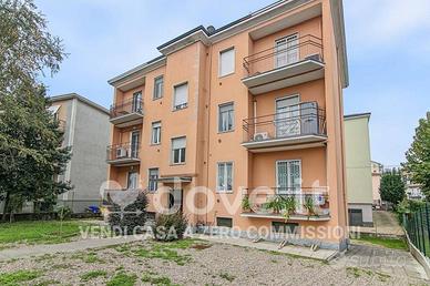 Appartamento di 70 m² con 3 locali e box auto a Pa