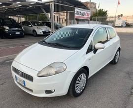Fiat Grande Punto 1.4 EasyPower Unipro 2011