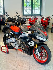 APRILIA RS 660 DEPOTENZIATA PATENTE A2
