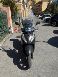 Honda Sh 300