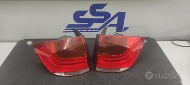 COPPIA FARO FANALE POSTERIORE ESTERNO DESTRO SINIS