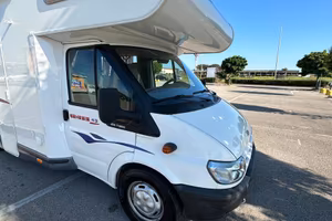 Camper Mansardato (Challenger 2006 Ford )