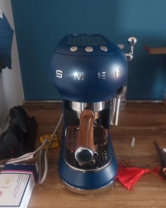 Macchina Caffe Smeg 1895 modello ECF01