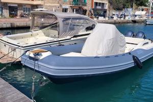 Gommone JOKER BOAT CLUBMAN 28 2x200 cv Yamaha