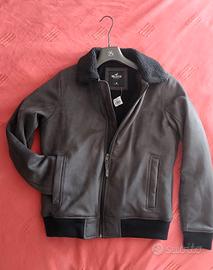 Giubbino grigio con collo di pelliccia Hollister