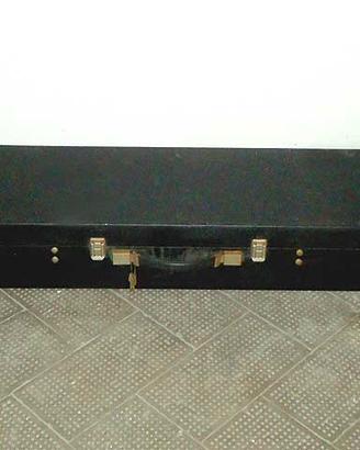 Custodia rigida tipo flight case, speakers