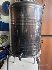 Contenitore in acciaio inox per olio
