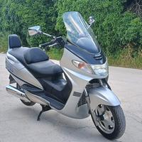 Suzuki Burgman 400