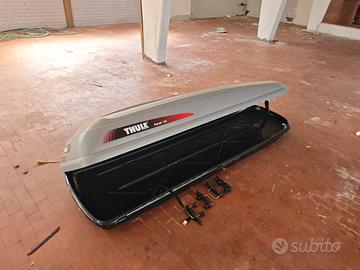 box da tetto Thule Polar 700 completo di staffe
