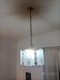 lampadario vetro satinato  più 2 applique