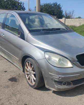 Mercedes classe b w245 b 200 cdi 140cv -ricambi