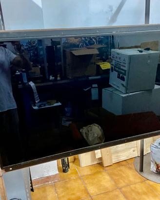 Monitor LCD LG 47WX50MF-B + struttura