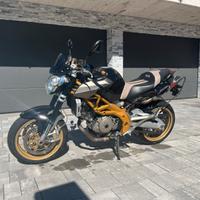 Aprilia Shiver 750 naked