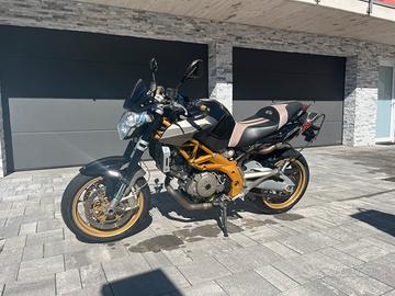 Aprilia Shiver 750 naked