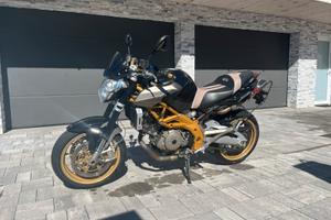 Aprilia Shiver 750 naked