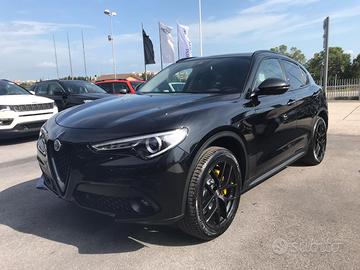 Alfa Romeo Stelvio B tech total Black