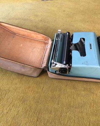 OLIVETTI, LETTERA 22