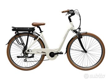Bici elettrica e-bike city e trekking donna
