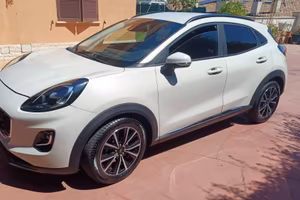 Privato vende Puma HIBRIDA 