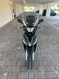 Kymco People 200
