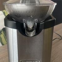 Spremiagrumi marca Cusinart elettrico