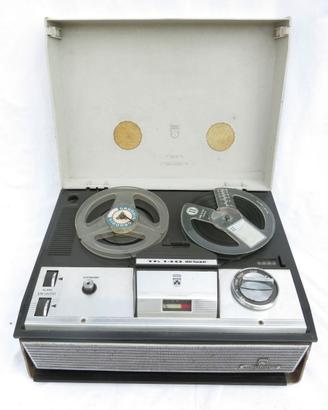Registratore vintage a bobine Grunding TK140 delux