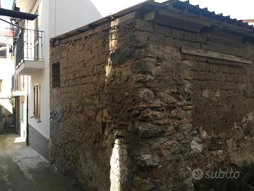 Rudere a Scilla