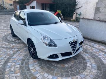 ALFA ROMEO Giulietta (2010-21) - 2011