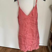 Vesito color pesca zara