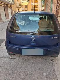 OPEL CORSA 1.3 DIESEL 2004 , DATATA MA CURATA.