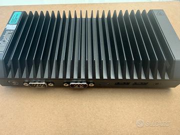 Lenovo ThinkCentre M90n-1 Nuovo senza confezione