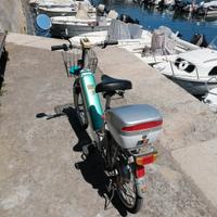 bici elettrica con batteria al litio 