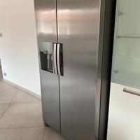 Frigorifero Samsung modello ameriano