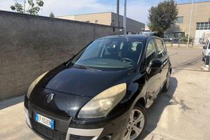 RENAULT SCENIC 1.5 DCI EURO5A FAMIGLIARE