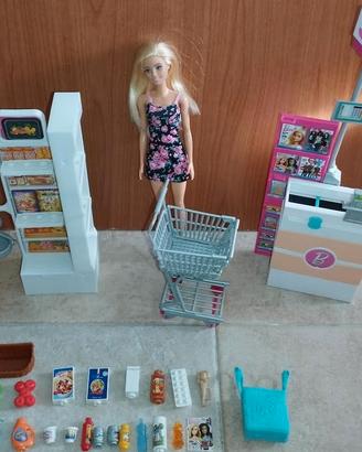 Supermercato di Barbie con accessori