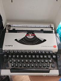 Macchina da scrivere 